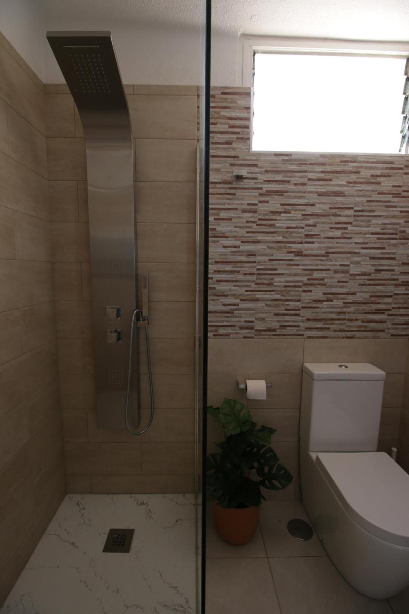 Casita Maria - Luxurious 1-Bedroom Apartment With Sea Views And Pool 圣米格尔德阿沃纳 外观 照片